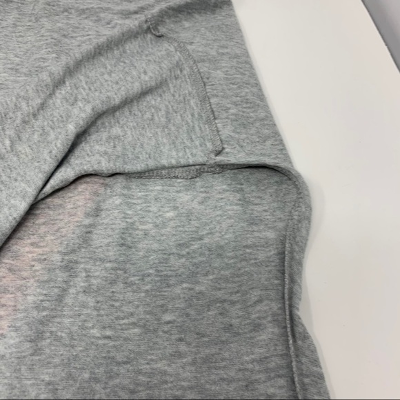 Nike Relaxed Fit Big Swish Logo Long Sleeve Shirt Size XL Gray Orange Scoop Neck - Picture 15 of 16